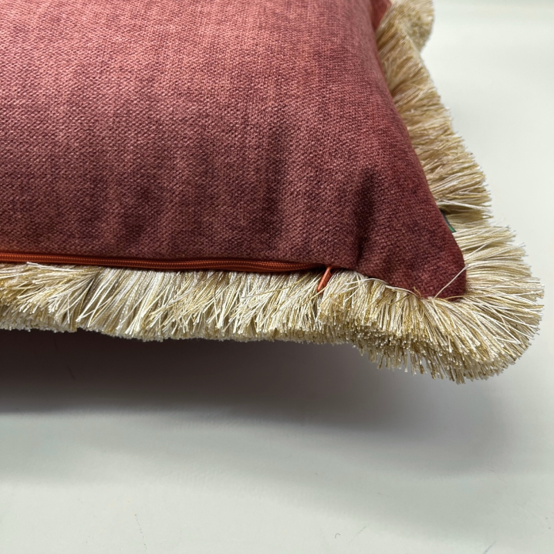 cuscino-con-frange_rosa prugna_02